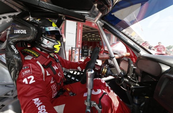 Rob Huff 10. helye révén egy pontot szerzett a Lada hazai pályáján